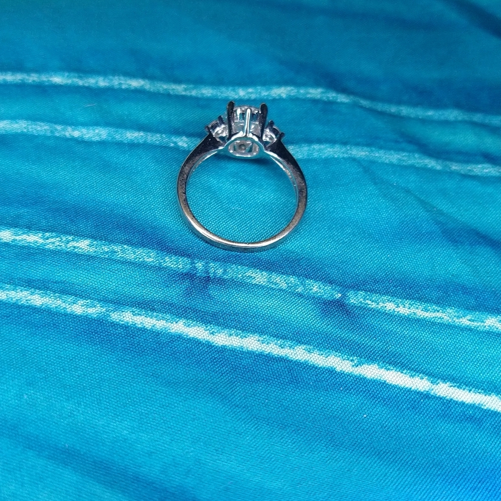 **Snowflake design radium ring size 6** - Picture 5 of 6